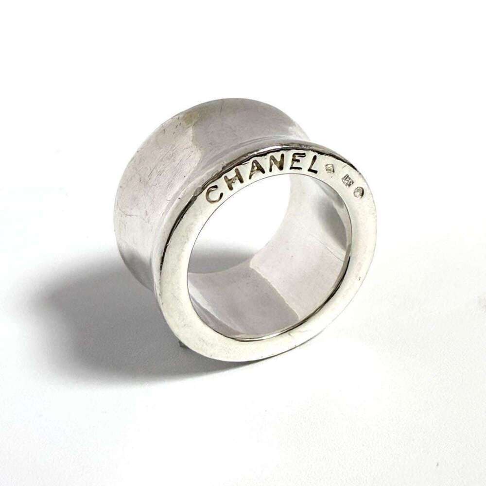 CHANEL Vintage Silver Ring - Picture 2 of 10